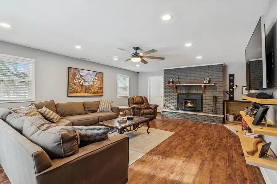 2113 Highwood Road, McHenry, IL 60051 - Image #2
