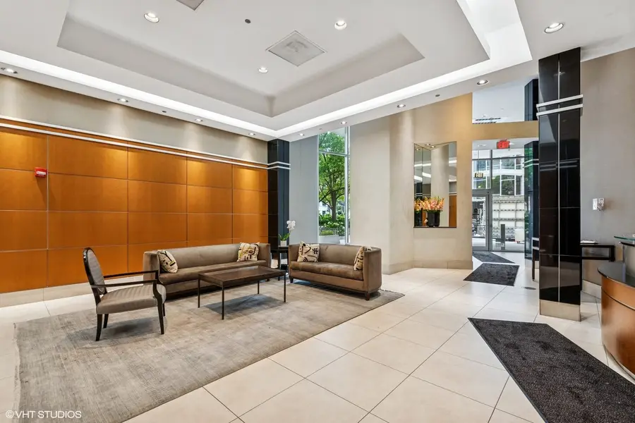 200 W Grand Avenue #2303, Chicago, IL 60654 - Image #2