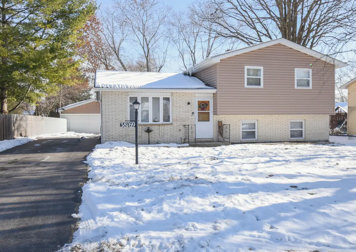 38169 N North Shore Avenue, Beach Park, IL 60087 - Image #1