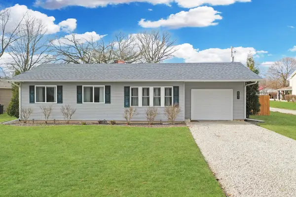 401 S Clinton Street, Mclean, IL 61754