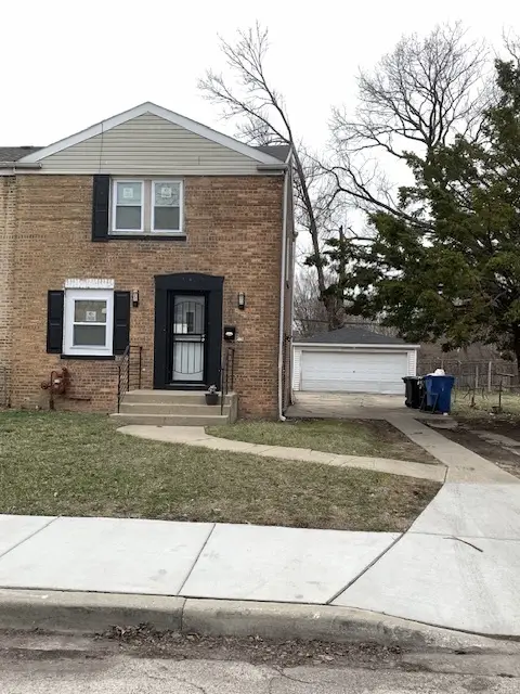 Address Withheld By Seller, Chicago, IL 60617