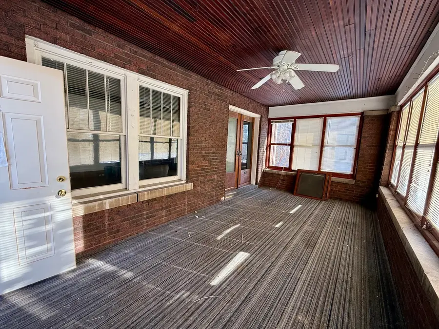 312 W White Street, Champaign, IL 61820 - Image #3