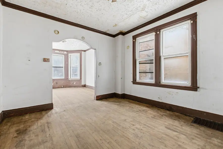 Address Withheld By Seller, Chicago, IL 60651 - Image #3