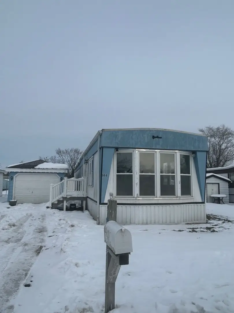 108 Flamingo Drive, Beecher, IL 60401 - Image #1