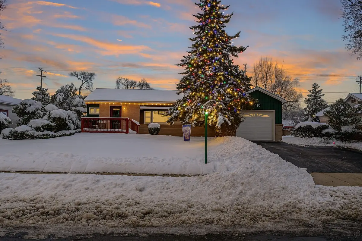 760 Cumberland Street, Hoffman Estates, IL 60169 - Image #1