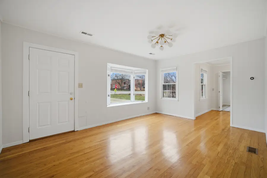 715 Glenwood Lane, Glenview, IL 60025 - Image #2