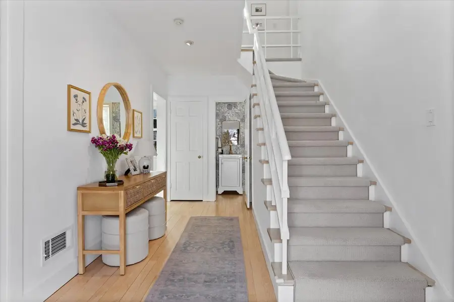 700 Park Drive, Kenilworth, IL 60043 - Image #2