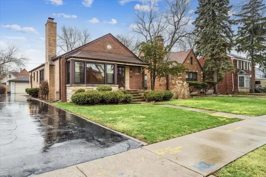 2329 W 107th Place, Chicago, IL 60643 - Image #2