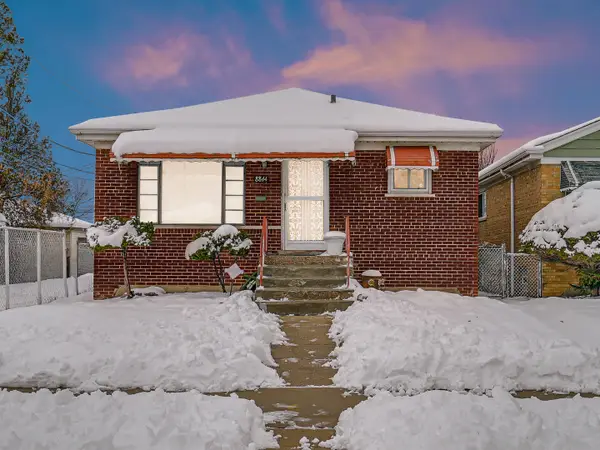 8844 S Prairie Avenue, Chicago, IL 60619