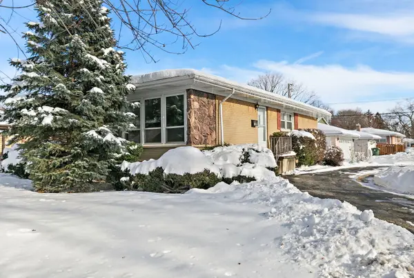 10 W White Oak Street, Arlington Heights, IL 60005