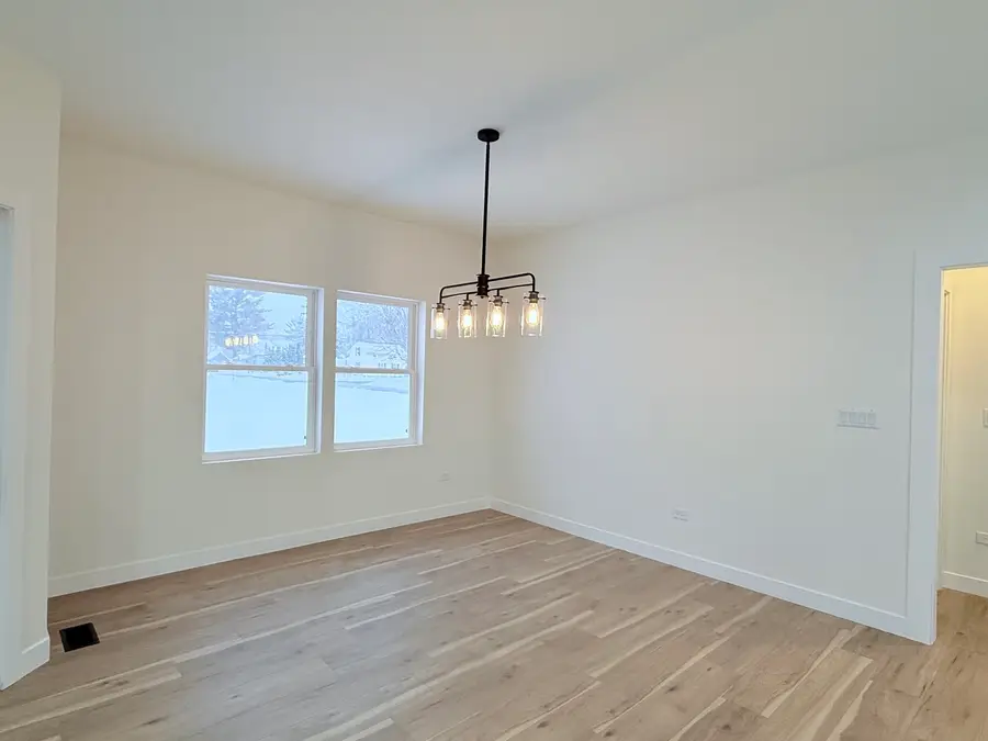 17 W Dearborn Street, Plano, IL 60545 - Image #3