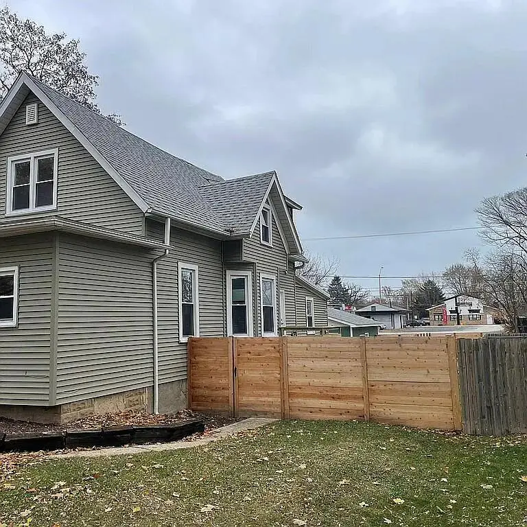 2305 Elisha Avenue, Zion, IL 60099 - Image #2