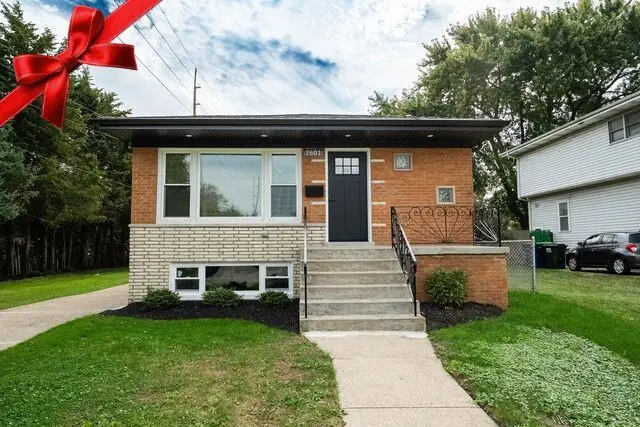 2601 W 98th Place, Evergreen Park, IL 60805 - #1
