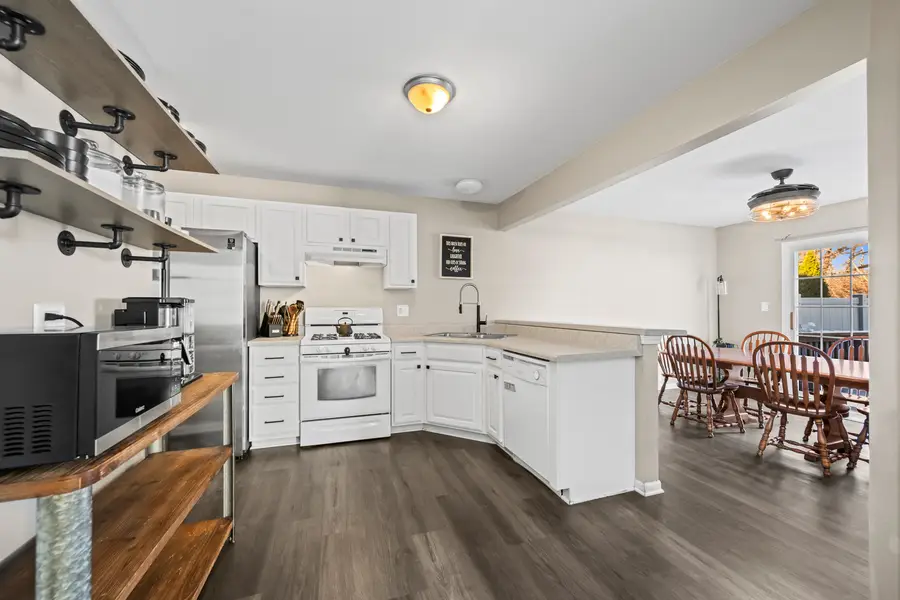 586 Boulder Drive, Morris, IL 60450 - Image #2