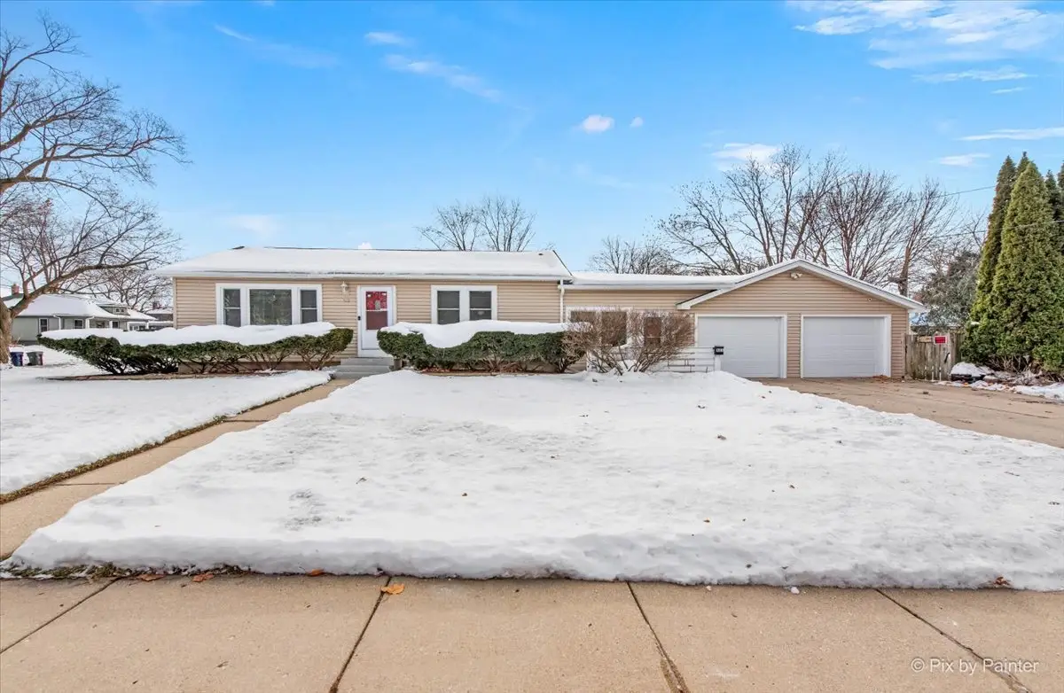 Address Withheld By Seller, Elgin, IL 60120 - Image #1