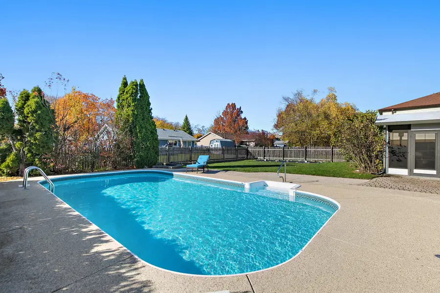 212 Natwick Lane, Schaumburg, IL 60193 - Image #2