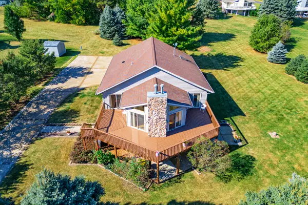 810 Southgate Drive, Davis, IL 61019