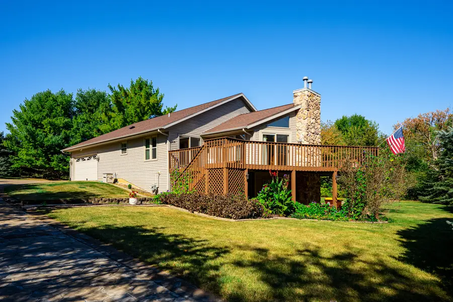 810 Southgate Drive, Davis, IL 61019 - Image #2