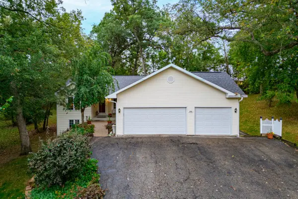 2209 Gainsboro Avenue, Davis, IL 61019