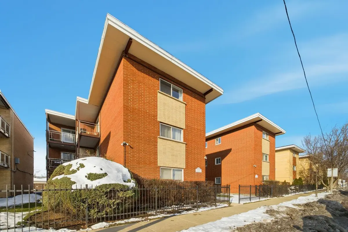 4618 River Road #1D, Schiller Park, IL 60176 - Image #1