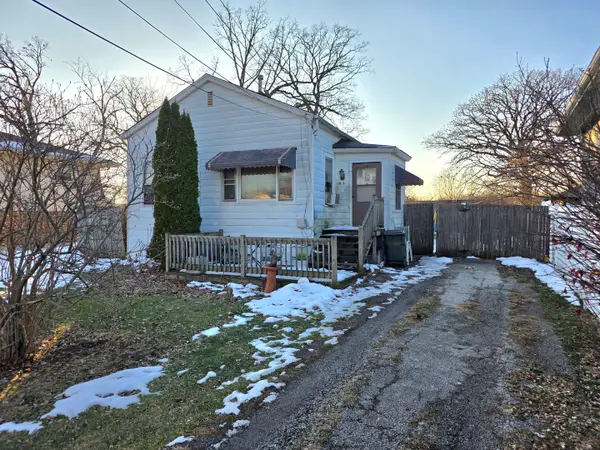 16138 Oak Avenue, Oak Forest, IL 60452