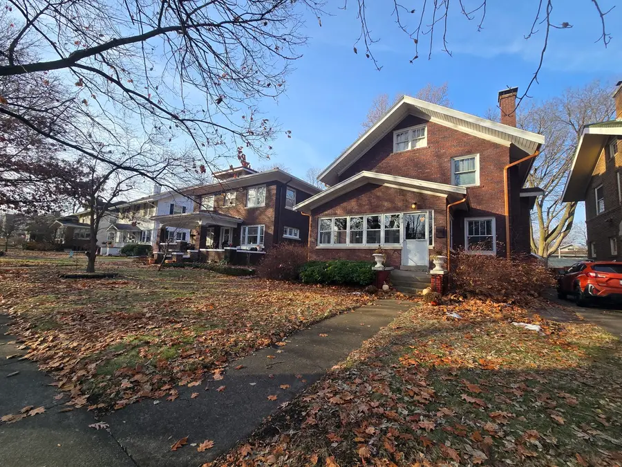 1416 N Clinton Boulevard, Bloomington, IL 61701 - Image #2