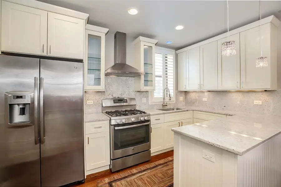 4245 S Langley Avenue #2, Chicago, IL 60653 - Image #2