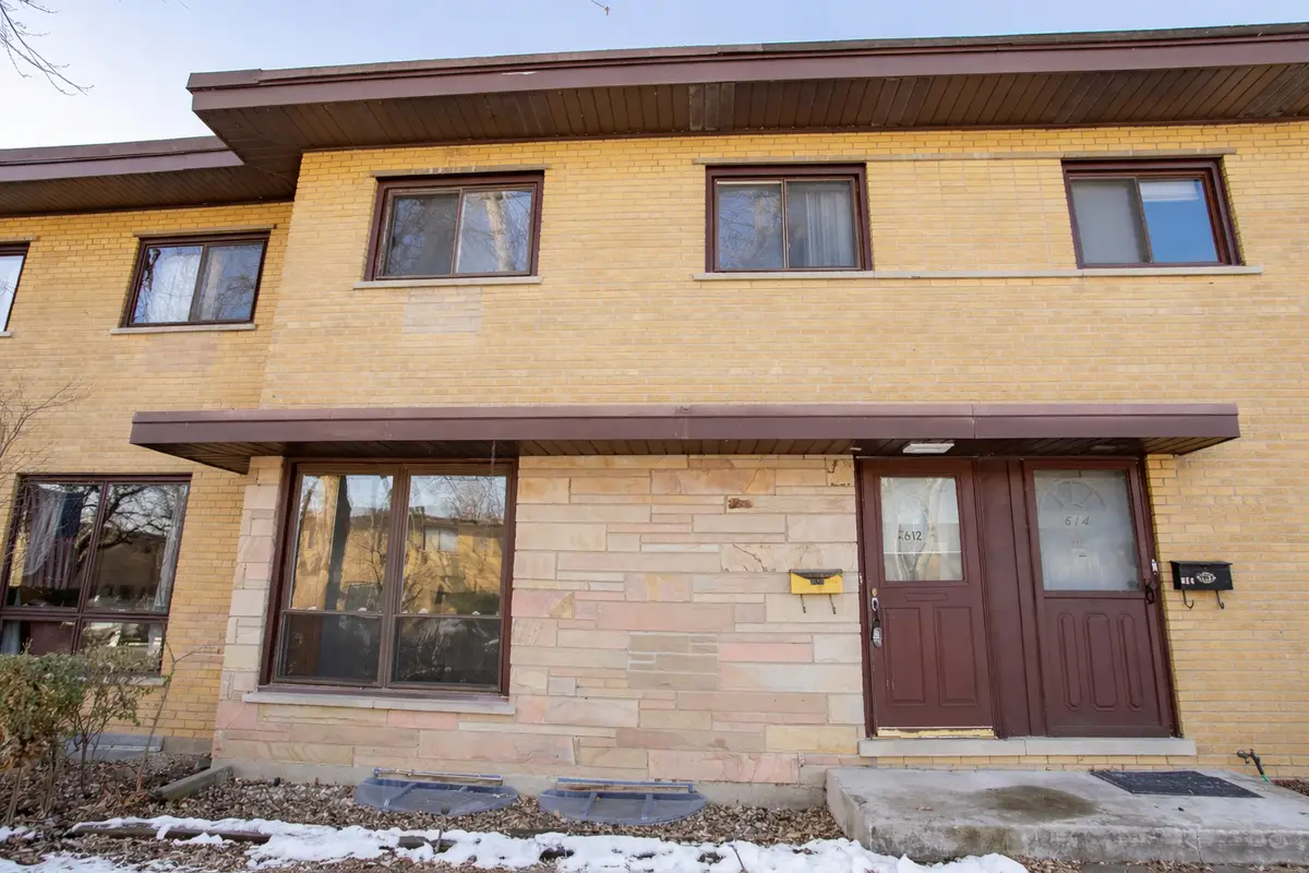 612 Maple Court, Mount Prospect, IL 60056 - Image #1