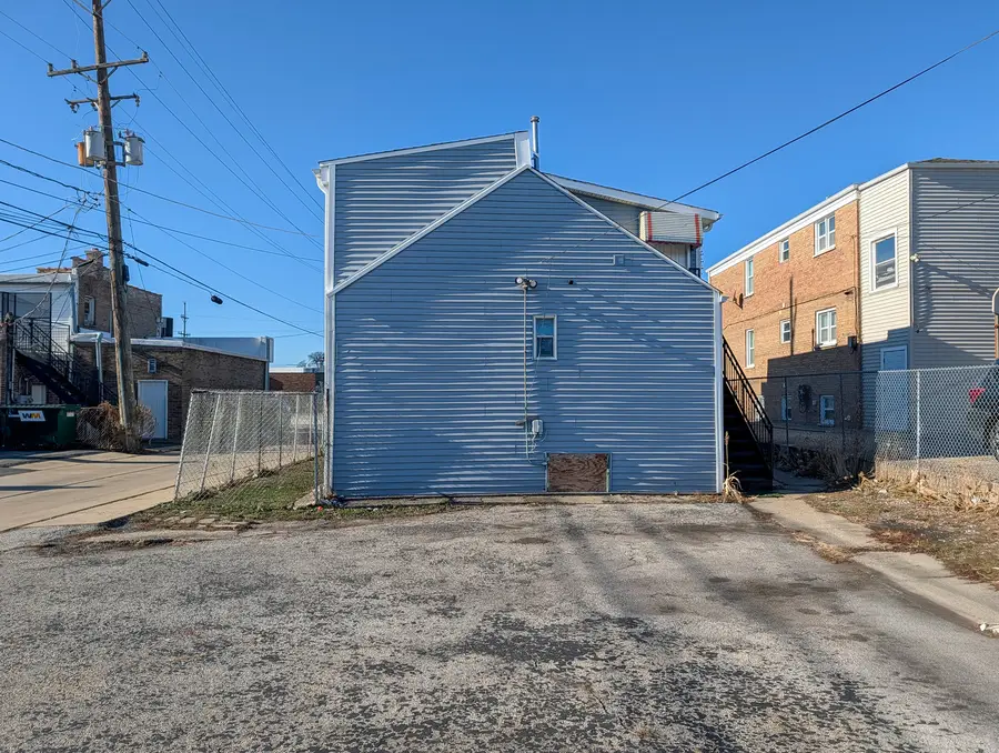 1911 N 19th Avenue, Melrose Park, IL 60160 - #3