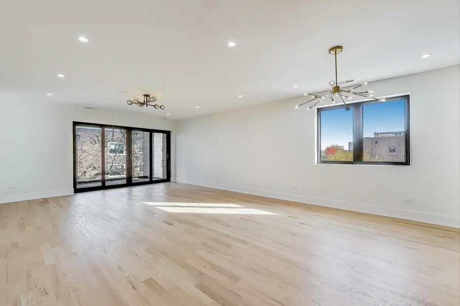 2307 W Foster Avenue #3, Chicago, IL 60625 - Image #3