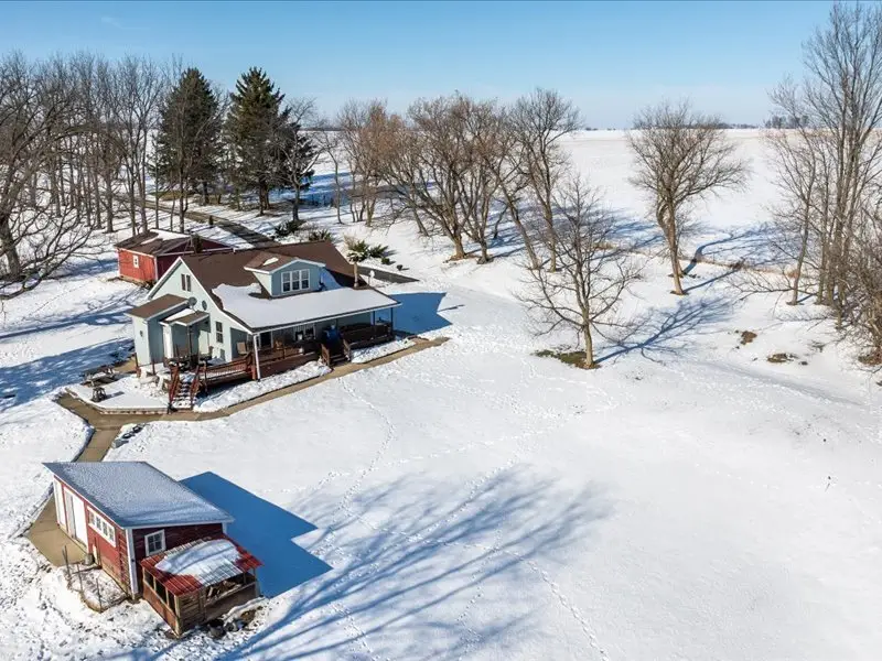 9257 N Veta Grande Road, Scales Mound, IL 61075 - Image #2