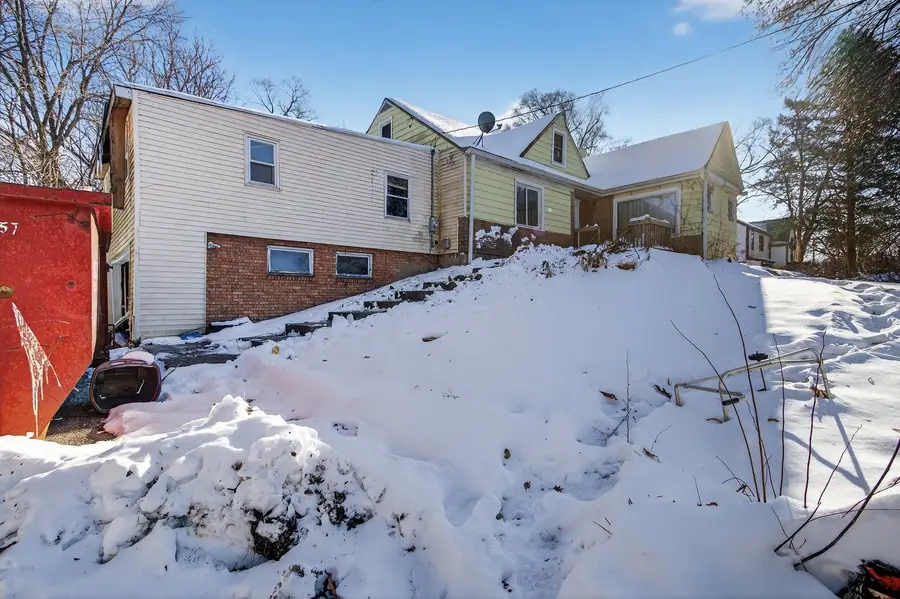 2338 22nd Street, Rockford, IL 61108 - Image #2