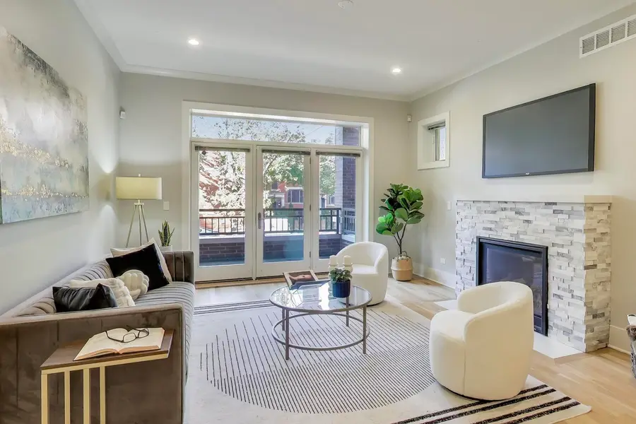 4135 N Kenmore Avenue #1S, Chicago, IL 60613 - Image #2