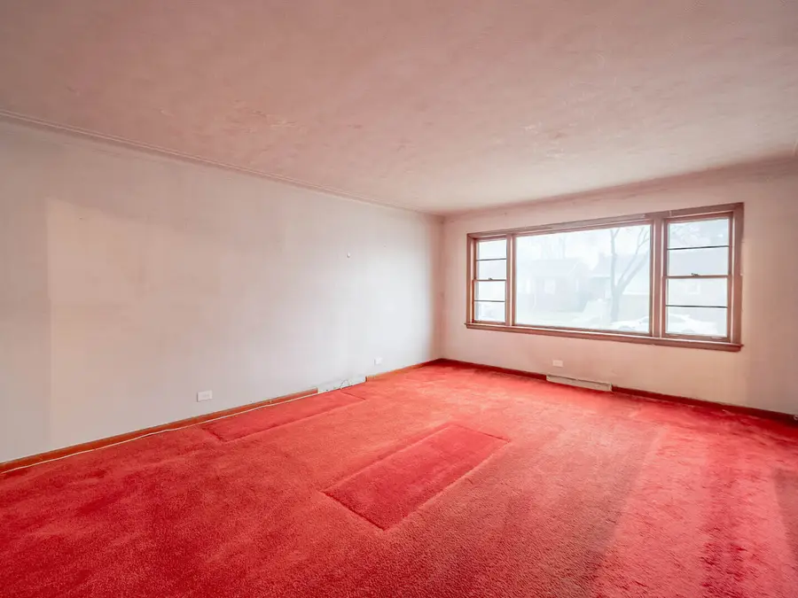 9116 S Dante Avenue, Chicago, IL 60619 - #3