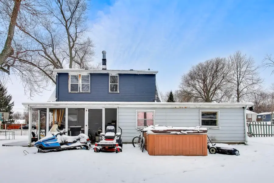 4910 Parkview Drive, McCullom Lake, IL 60050 - Image #3