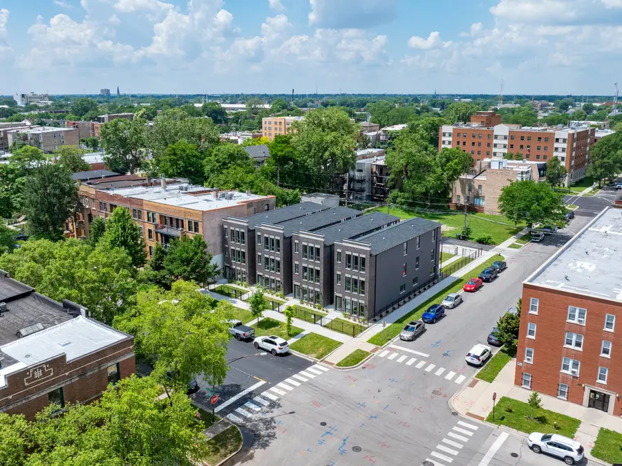 5004 S Prairie Avenue, Chicago, IL 60615 - Image #3