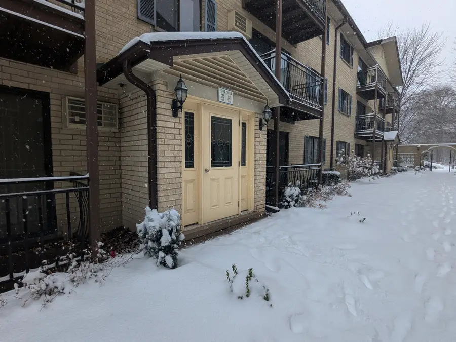 5139 N East River Road #170B, Chicago, IL 60656 - Image #2