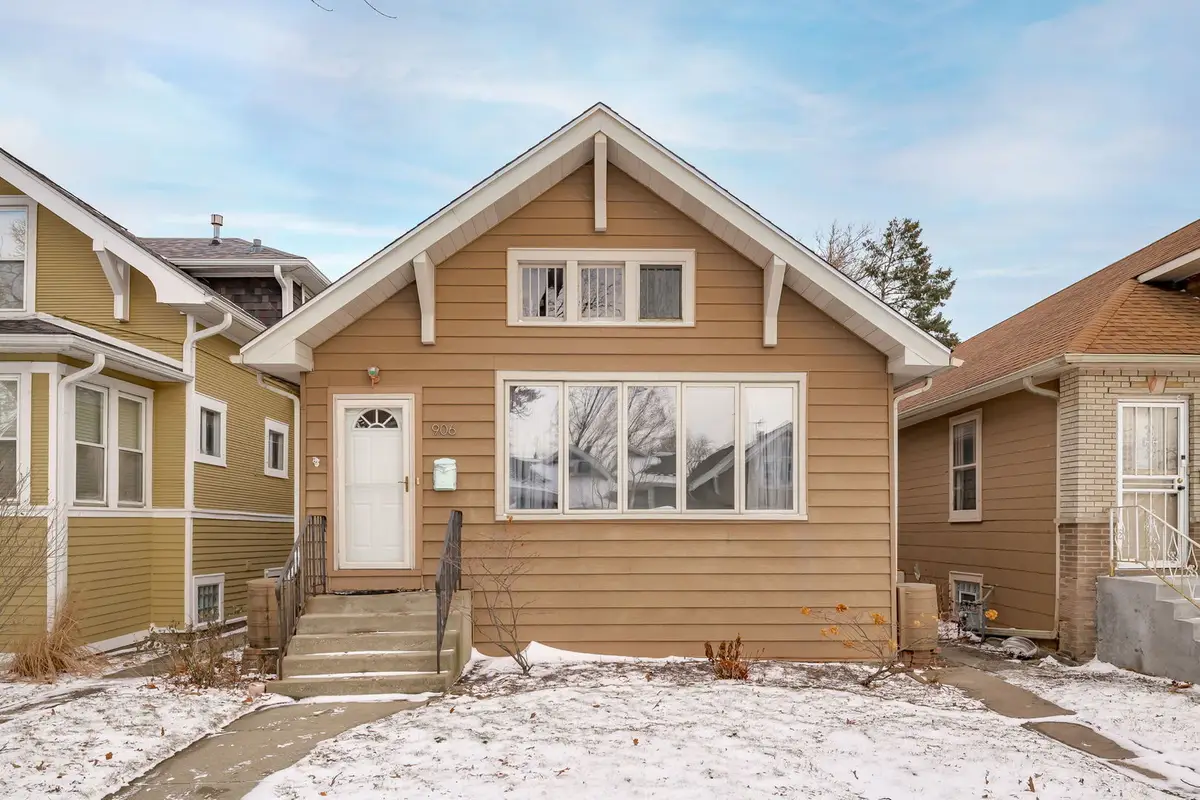906 N Humphrey Avenue, Oak Park, IL 60302 - Image #1