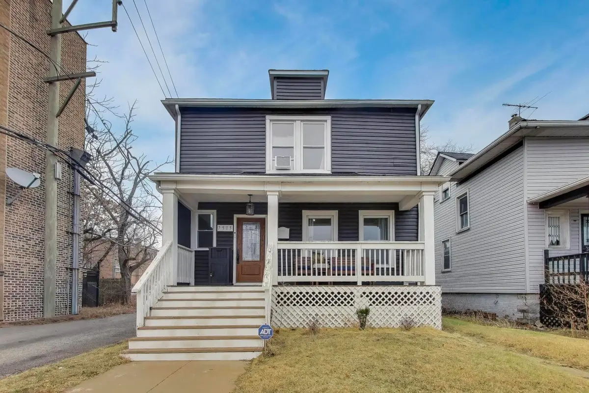 7515 S Chappel Avenue, Chicago, IL 60649 - Image #1