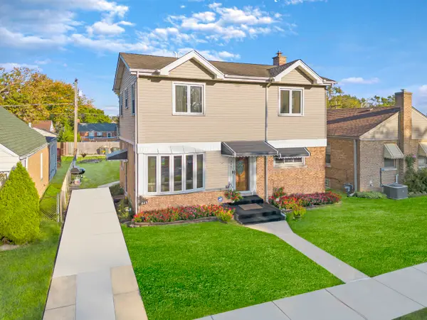 445 48th Avenue, Bellwood, IL 60104