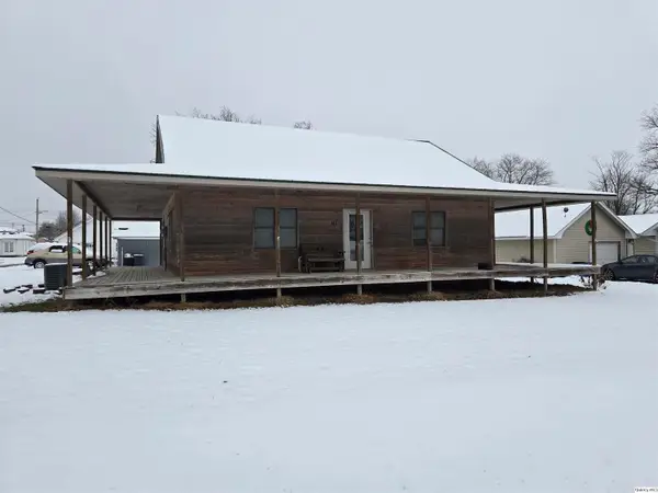 111 E Chestnut, Mt. Sterling, IL 62353