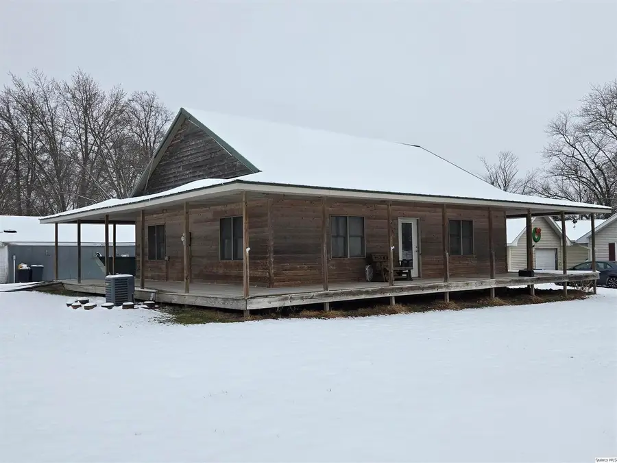 111 E Chestnut, Mount Sterling, IL 62353 - Image #2