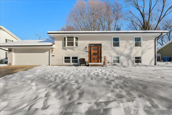 1108 S 12th Street, St. Charles, IL 60174