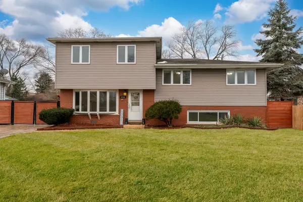 8306 S 82nd Avenue, Justice, IL 60458