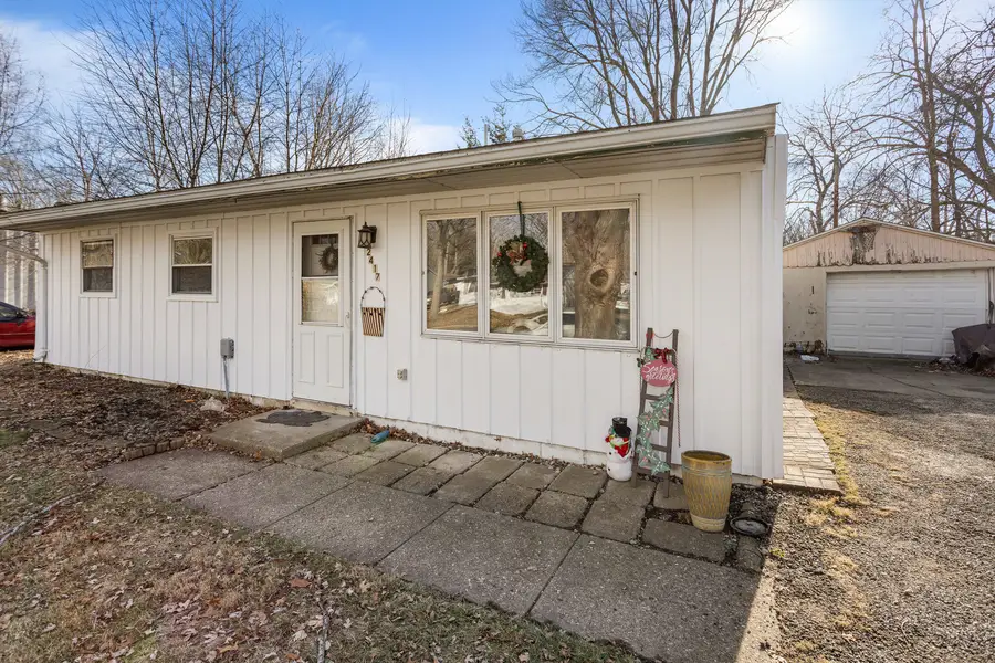 2417 E Green Street, Urbana, IL 61802 - Image #3