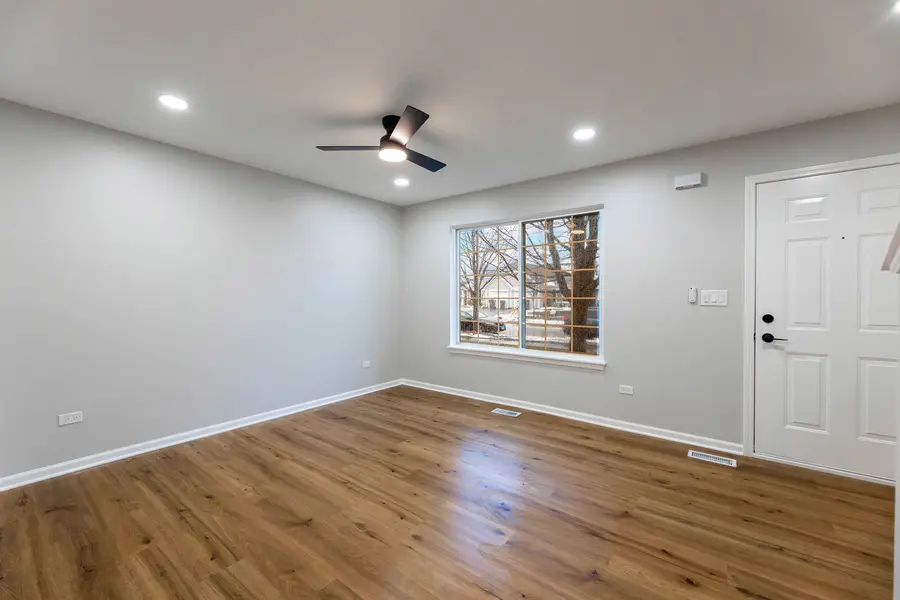 2906 Meadowview Lane, Montgomery, IL 60538 - Image #3