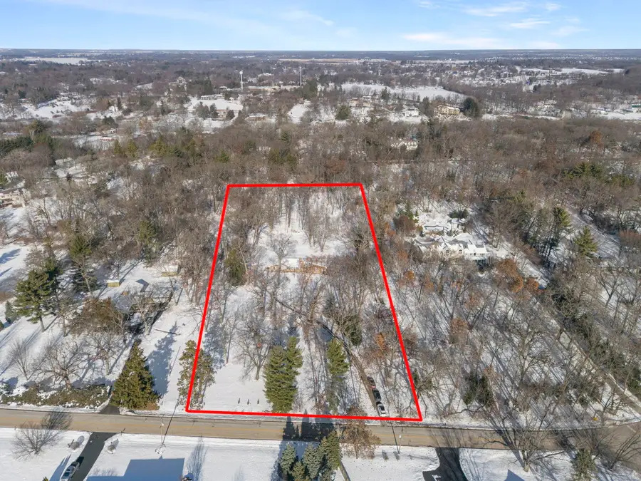 40W930 Brown Road, Saint Charles, IL 60174 - Image #2