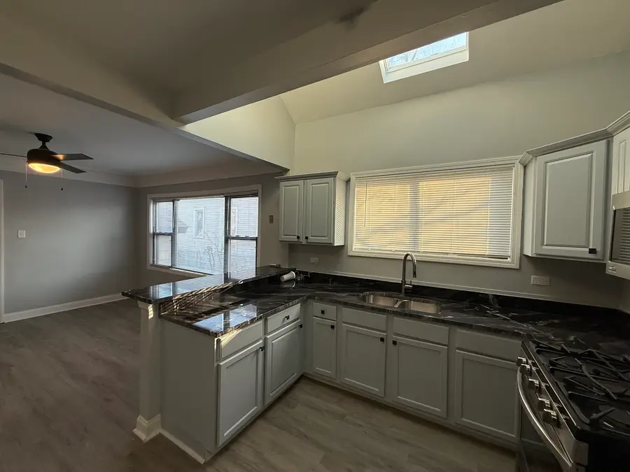 11248 S Parnell Avenue, Chicago, IL 60628 - Image #3