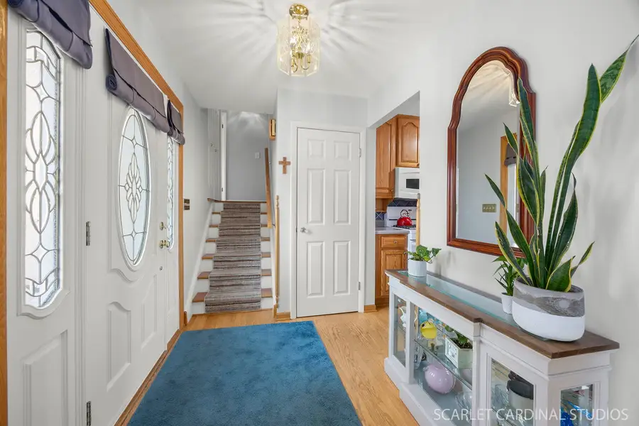 865 Magnolia Circle, Lombard, IL 60148 - Image #3