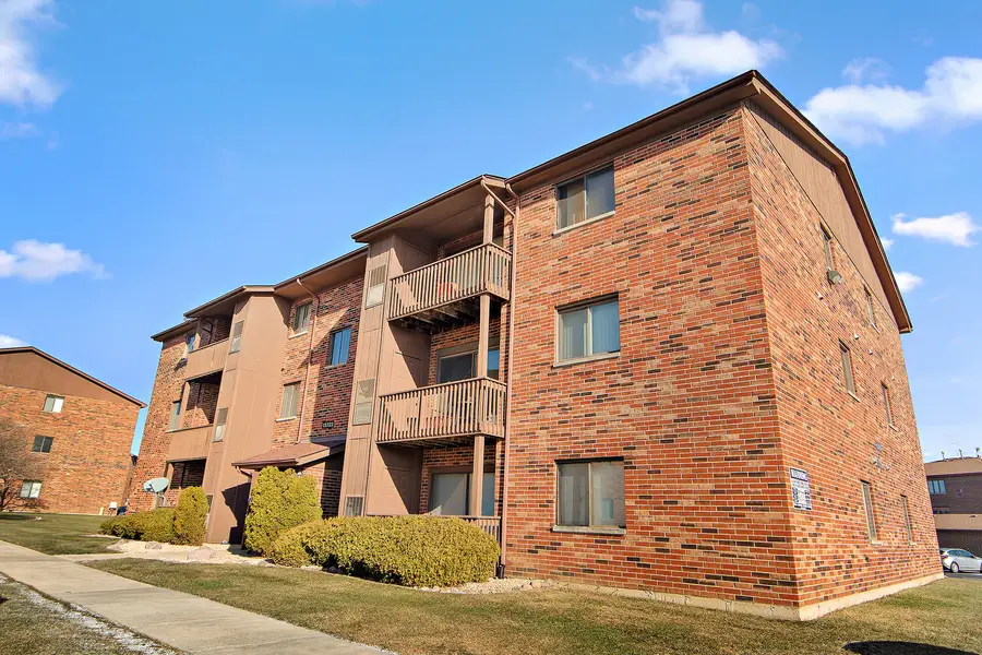 15723 Peggy Lane #5, Oak Forest, IL 60452 - Image #2
